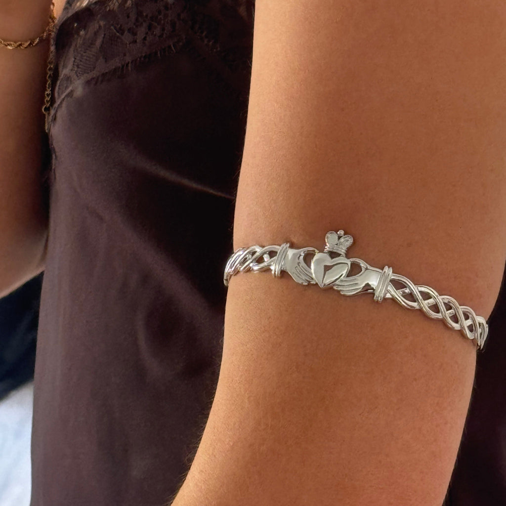 Caillí Claddagh Arm Cuff Sterling Silver
