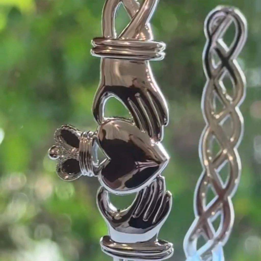 Caillí Claddagh Arm Cuff Sterling Silver